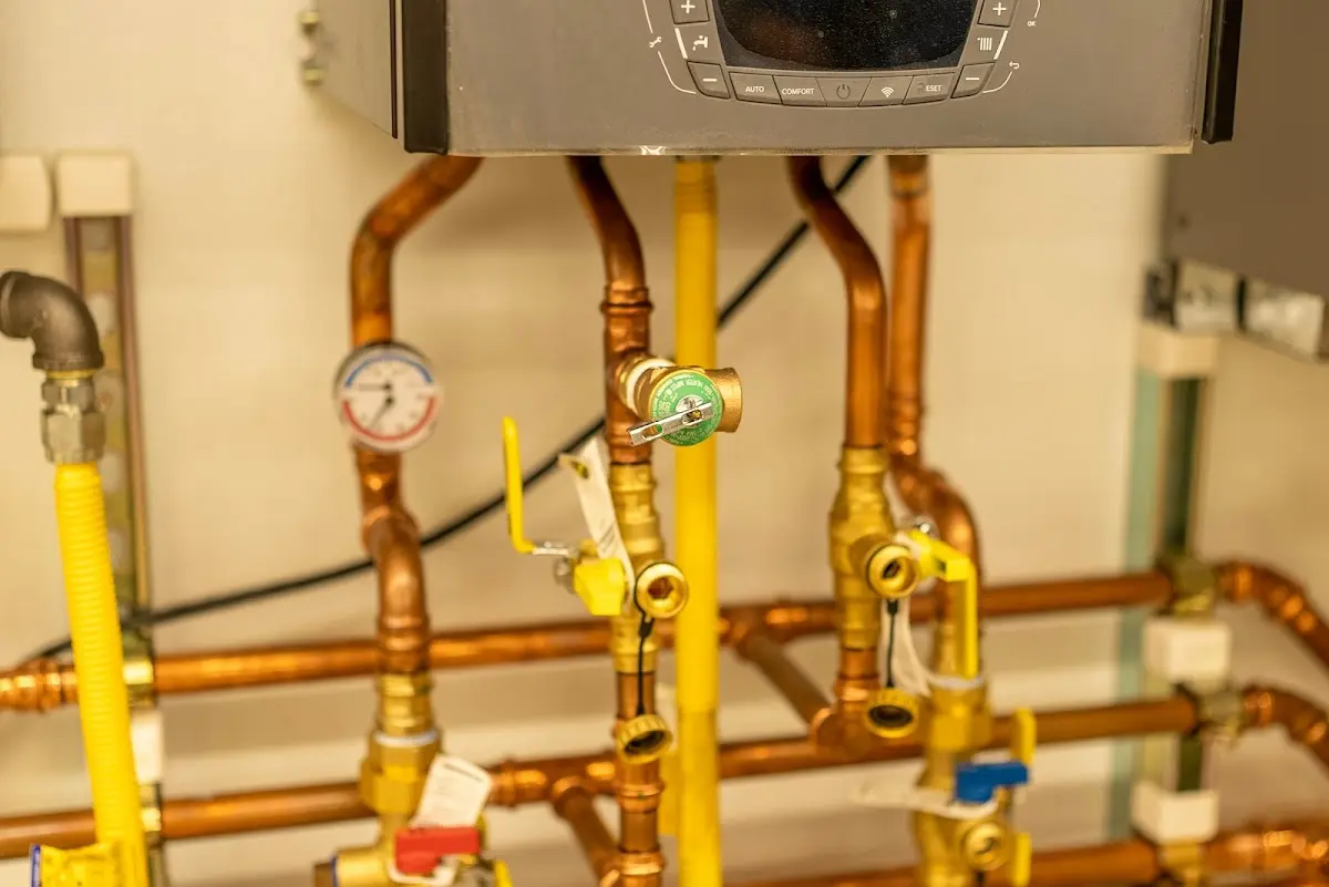 Licensed technician providing Water Heater Installation for a homeowner in Aliquippa